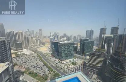 شقة - 4 غرف نوم - 5 حمامات للبيع في ويست هايتس 3 - الخليج التجاري - دبي