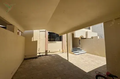 فيلا - 3 غرف نوم - 4 حمامات للايجار في المرايجب - الجيمي - العين