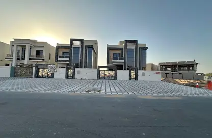 فيلا - 5 غرف نوم - 7 حمامات للبيع في الزاهية جاردنز - الزاهية - عجمان