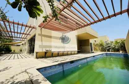 صورة لـ حوض سباحة فيلا - 4 غرف نوم - 6 حمامات للايجار في حدائق الراحة - أبوظبي ، صورة رقم 1