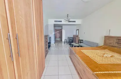 شقة - 1 حمام للايجار في مالباري 2 - حدائق الإمارات 2 - قرية الجميرا سركل - دبي