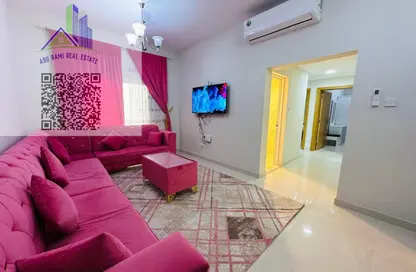 شقة - 2 غرف نوم - 2 حمامات للايجار في مساكن كورنيش عجمان - طريق كورنيش عجمان - عجمان