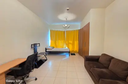 شقة - 1 حمام للايجار في سكاي كورتس تاور D - أبراج سكاي كورتس - دبي لاند - دبي