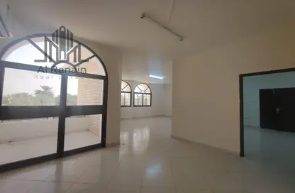 Apartment - 3 Bedrooms - 3 Bathrooms for rent in Al Ameriya - Al Jimi - Al Ain