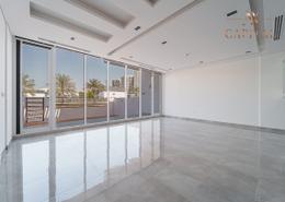 Vacant | Brand New | Superb Finishing