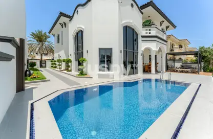 Villa - 5 Bedrooms - 6 Bathrooms for rent in Garden Homes Frond B - Garden Homes - Palm Jumeirah - Dubai