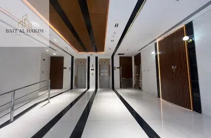 عمارة بالكامل - استوديو - 8 حمامات للبيع في فلل الروضة 2 - 2  الروضة - الروضة - عجمان