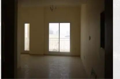 Apartment - 3 Bedrooms - 4 Bathrooms for sale in Mazaya 23 - Queue Point - Dubai Land - Dubai