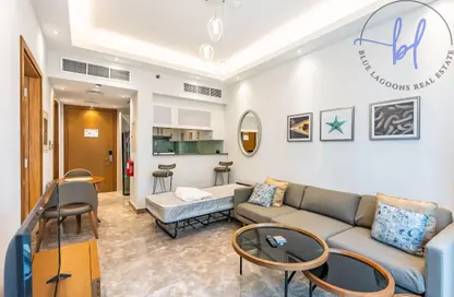 Apartment - 1 Bedroom - 2 Bathrooms for rent in Orra Harbour Residences and Hotel Apartments - Dubai Marina - Dubai