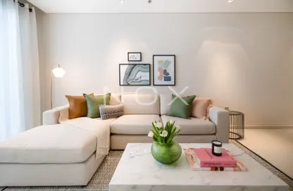 Living Room image for: Apartment - 2 Bedrooms - 3 Bathrooms for rent in API 1000 - Umm Al Sheif - Dubai, Image 1