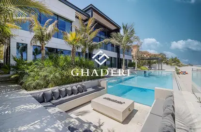 Villa - 6 Bedrooms - 7 Bathrooms for sale in Signature Villas Frond F - Signature Villas - Palm Jumeirah - Dubai