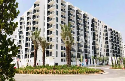 Apartment - 1 Bedroom - 2 Bathrooms for sale in Waters Edge - Yas Island - Abu Dhabi