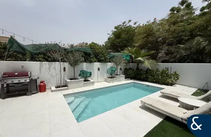 Villa - 3 Bedrooms - 4 Bathrooms for sale in Springs 15 - The Springs - Dubai