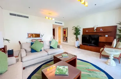 Apartment - 3 Bedrooms - 4 Bathrooms for rent in Blue Beach Tower - Jumeirah Beach Residence - Dubai