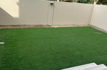 Villa - 2 Bedrooms - 4 Bathrooms for sale in Al Khaleej Village - Al Ghadeer - Abu Dhabi