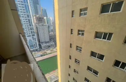 Apartment - 2 Bedrooms - 2 Bathrooms for sale in Al Majaz 3 - Al Majaz - Sharjah