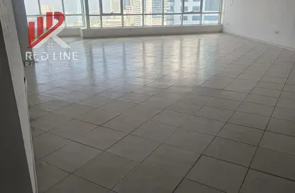 Office Space - Studio - 1 Bathroom for rent in Al Khan - Sharjah