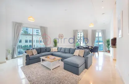 Living / Dining Room image for: Apartment - 2 Bedrooms - 3 Bathrooms for rent in Paloma Tower - Marina Promenade - Dubai Marina - Dubai, Image 1