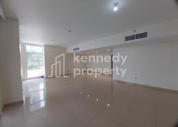 Empty Room image for: Duplex - 3 bedrooms - 5 bathrooms for rent in United Square - Al Khalidiya - Abu Dhabi, Image 1