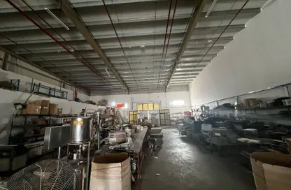 Warehouse - Studio - 2 Bathrooms for rent in Umm Al Thuoob - Umm Al Quwain