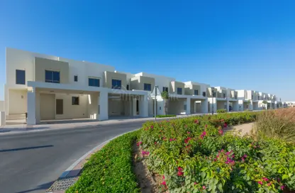 Townhouse - 4 Bedrooms - 5 Bathrooms for rent in Noor Townhouses - Town Square - Dubai