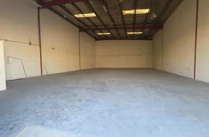 مستودع - استوديو للايجار في 18 المنطقة الصناعية رقم - المنطقة الصناعية بالشارقة - الشارقة مستودع - استوديو للايجار في 18 المنطقة الصناعية رقم - المنطقة الصناعية بالشارقة - الشارقة