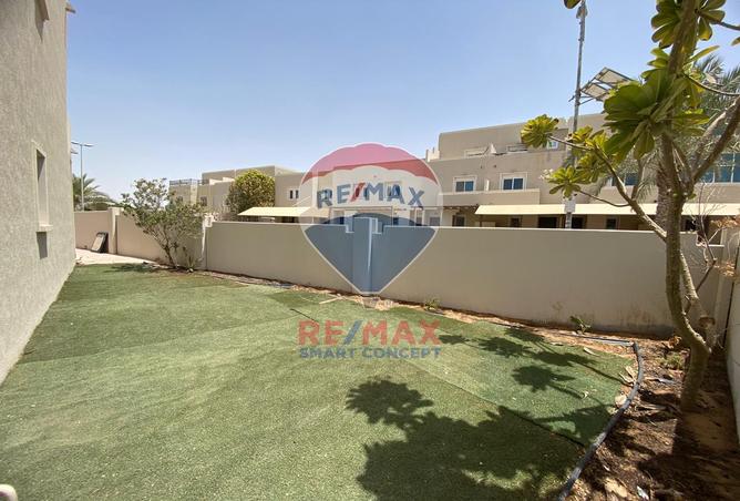 Villa - 4 Bedrooms - 5 Bathrooms for sale in Desert Style - Al Reef Villas - Al Reef - Abu Dhabi