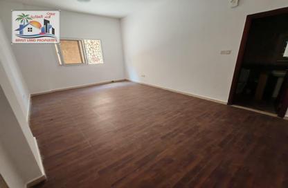 Apartment - Studio - 1 Bathroom for rent in Al Jurf 2 - Al Jurf - Ajman Downtown - Ajman