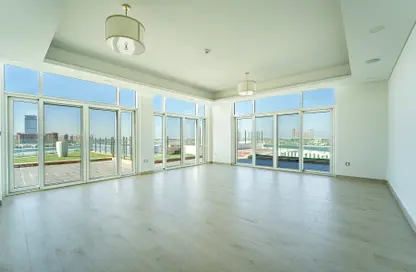 Empty Room image for: Penthouse - 3 Bedrooms - 4 Bathrooms for sale in MINA by Azizi - Palm Jumeirah - Dubai, Image 1