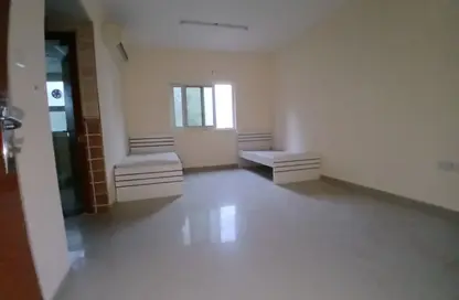 Apartment - Studio - 1 Bathroom for rent in Muwaileh - Sharjah