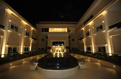 Apartment - 2 Bedrooms - 3 Bathrooms for rent in La Plage 2 - Jumeira Beach Road - Jumeirah - Dubai