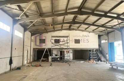 Warehouse - Studio - 1 Bathroom for rent in Al Khabisi - Deira - Dubai