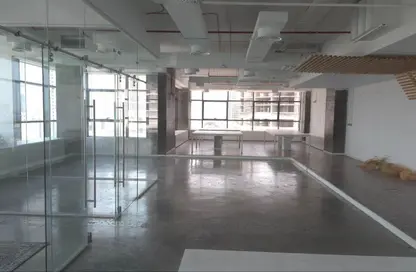 Office Space - Studio - 1 Bathroom for rent in The Onyx Tower 1 - The Onyx Towers - Greens - Dubai