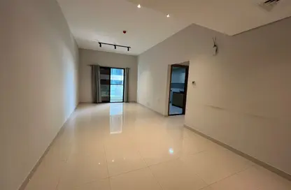 Apartment - 2 Bedrooms - 2 Bathrooms for rent in Gulfa Towers - Al Rashidiya 1 - Al Rashidiya - Ajman