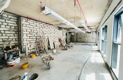 Shop - Studio - 1 Bathroom for rent in Jumeirah Garden City - Al Satwa - Dubai