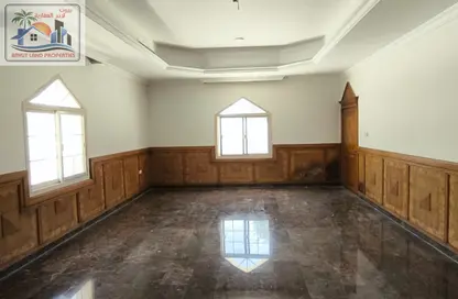 Villa - 4 Bedrooms - 5 Bathrooms for rent in Al Jurf 2 - Al Jurf - Ajman Downtown - Ajman