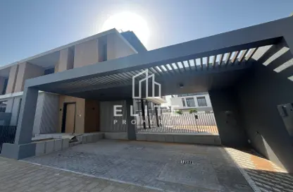 Villa - 4 Bedrooms - 5 Bathrooms for rent in June - Arabian Ranches 3 - Dubai