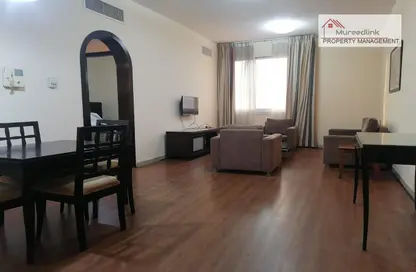 Living / Dining Room image for: Apartment - 1 Bedroom - 1 Bathroom for rent in Alqubaisi Building - Tourist Club Area - Abu Dhabi, Image 1