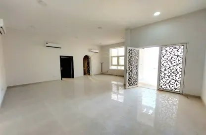 Villa - 7 Bedrooms for sale in Al Rifaa - Al Yahar - Al Ain