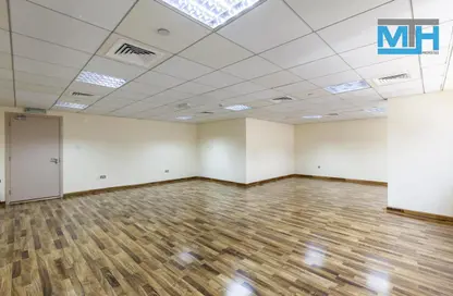 Empty Room image for: Office Space - Studio - 1 Bathroom for rent in Arenco Offices - Dubai Investment Park - Dubai, Image 1