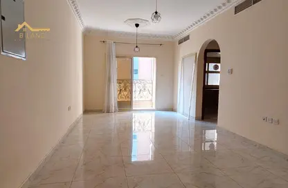 Apartment - 2 Bedrooms - 2 Bathrooms for rent in Al Jurf 2 - Al Jurf - Ajman Downtown - Ajman
