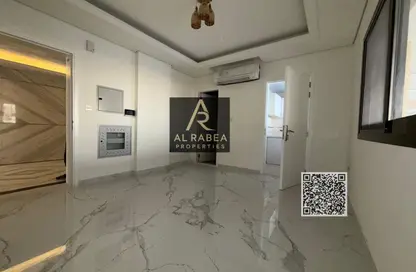 Apartment - Studio - 1 Bathroom for rent in Al Mowaihat 3 - Al Mowaihat - Ajman