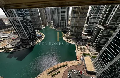 Apartment - 1 Bathroom for rent in Goldcrest Executive - Lake Almas West - Jumeirah Lake Towers - Dubai