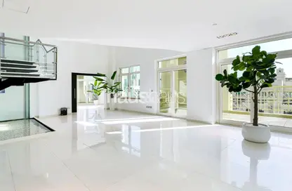 Penthouse - 4 Bedrooms - 5 Bathrooms for sale in Al Hallawi - Shoreline Apartments - Palm Jumeirah - Dubai