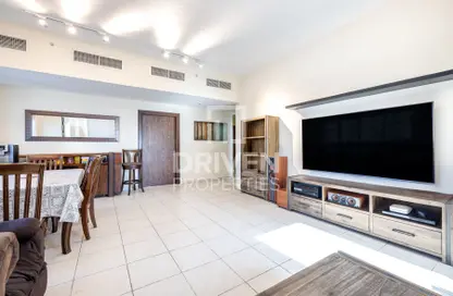 شقة - 3 غرف نوم - 5 حمامات للايجار في C برج - الأبراج الإدارية - الخليج التجاري - دبي