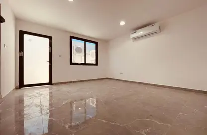 Compound - 1 Bedroom - 2 Bathrooms for rent in Khalifa City - Abu Dhabi