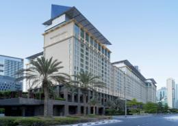 Hotel and Hotel Apartment - 2 bedrooms - 3 bathrooms for rent in Ritz Carlton - DIFC - Dubai