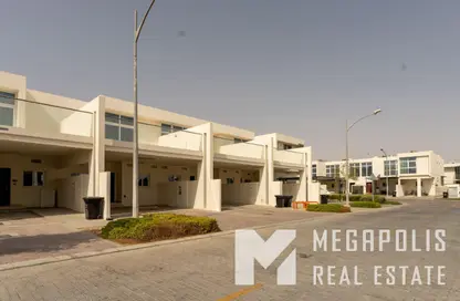 Townhouse - 3 Bedrooms - 5 Bathrooms for rent in Centaury - The Roots DAMAC Hills 2 - Damac Hills 2 - Dubai