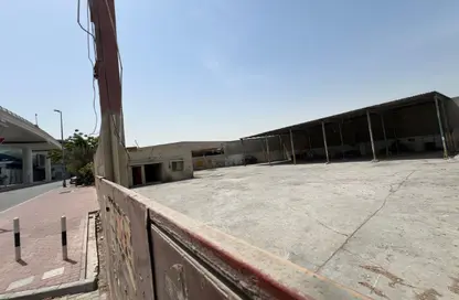 أرض - استوديو للايجار في منطقة القرهود - دبي
