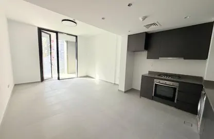 Apartment - 2 Bedrooms - 3 Bathrooms for rent in Tiraz 2 - Aljada - Sharjah